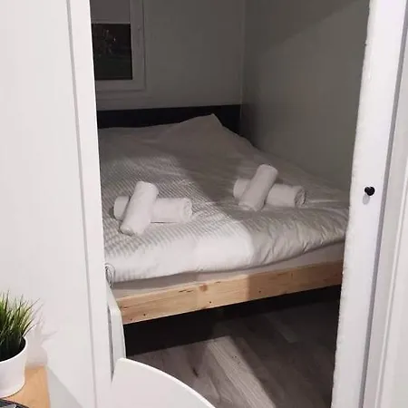 Nowoczesny Domek W Okolicy Centrum Wroclawia Ferienhaus